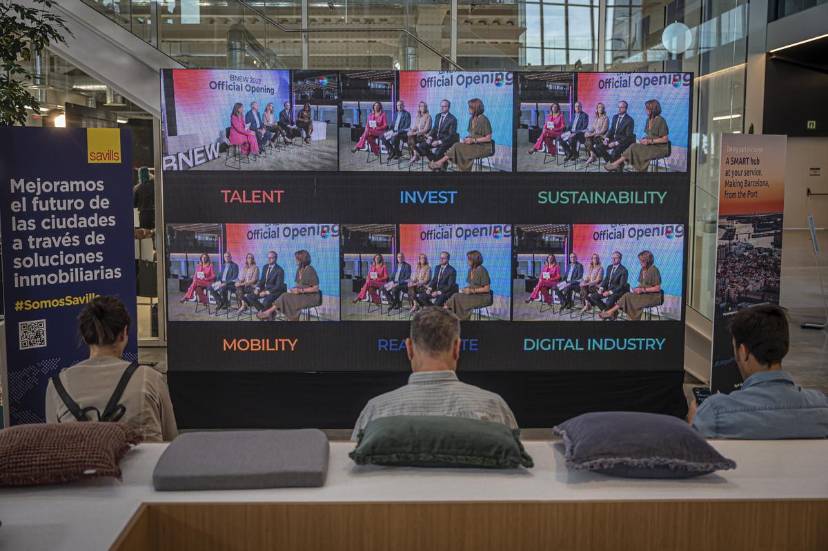 Fira BNew, Barcelona New Economy Week - BNEW es un evento B2B físico y digital que reúne eventos singulares de los sectores de Real Estate, Digital Industry, Mobility, Sustainability, Talent, Investment & Experience. Fira BNew, Barcelona New Economy Week - BNEW es un evento B2B físico y digital que reúne eventos singulares de los sectores de Real Estate, Digital Industry, Mobility, Sustainability, Talent, Investment & Experience.