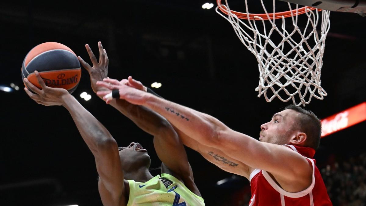 Dame Sarr brilló en la victoria del Barça en Milán