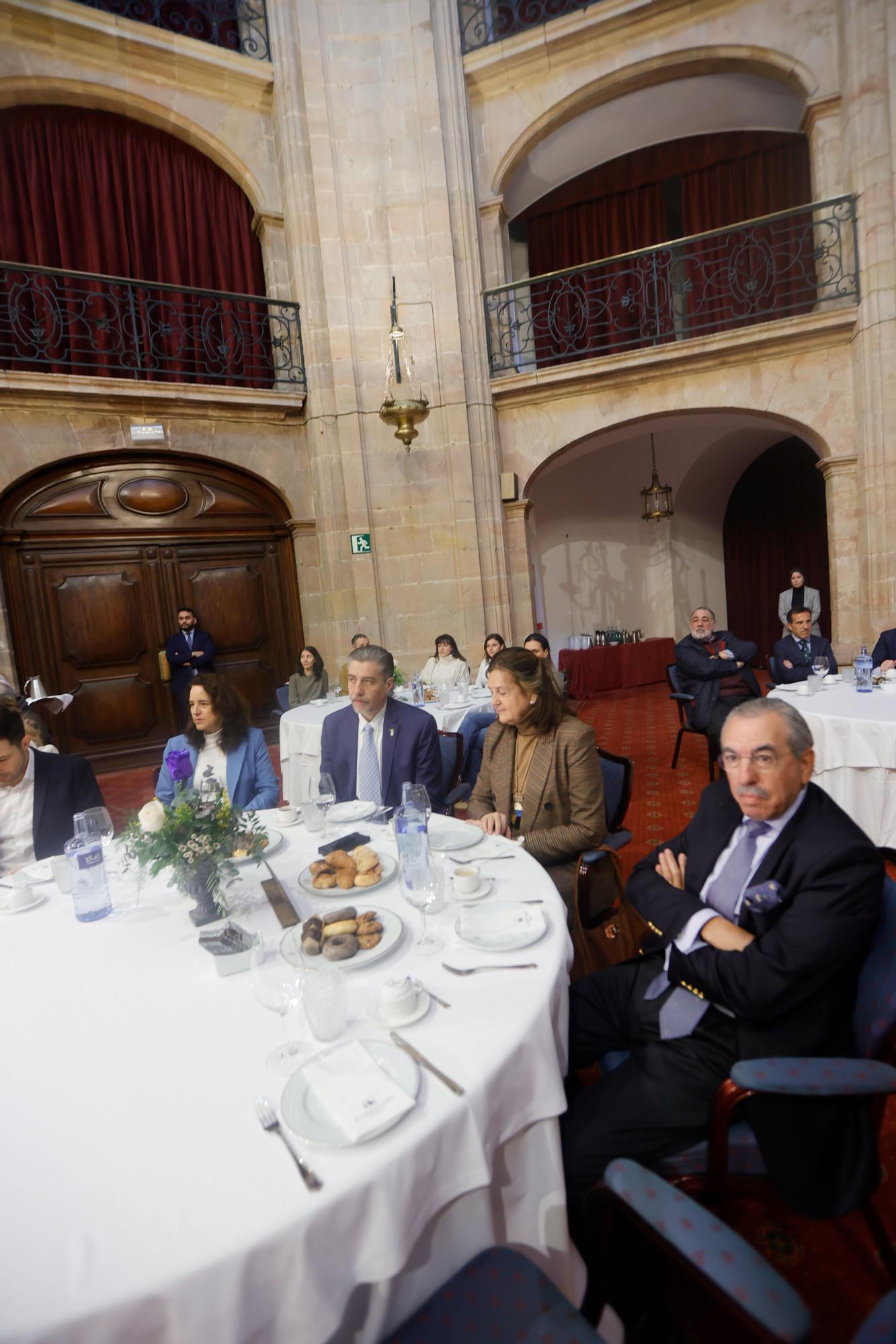 EN IMÁGENES: encuentro del Oviedo con Compromiso Asturias XXI