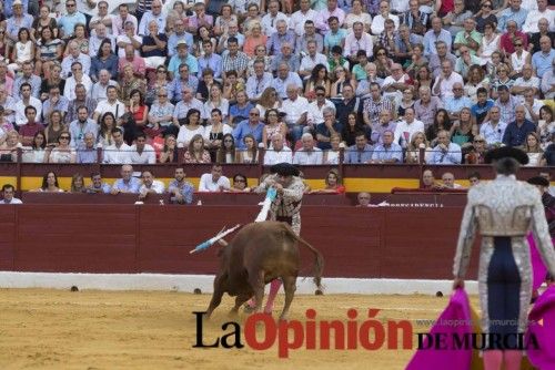Segunda corrida de Feria: Enrique Ponce, Manzanares y Cayetano