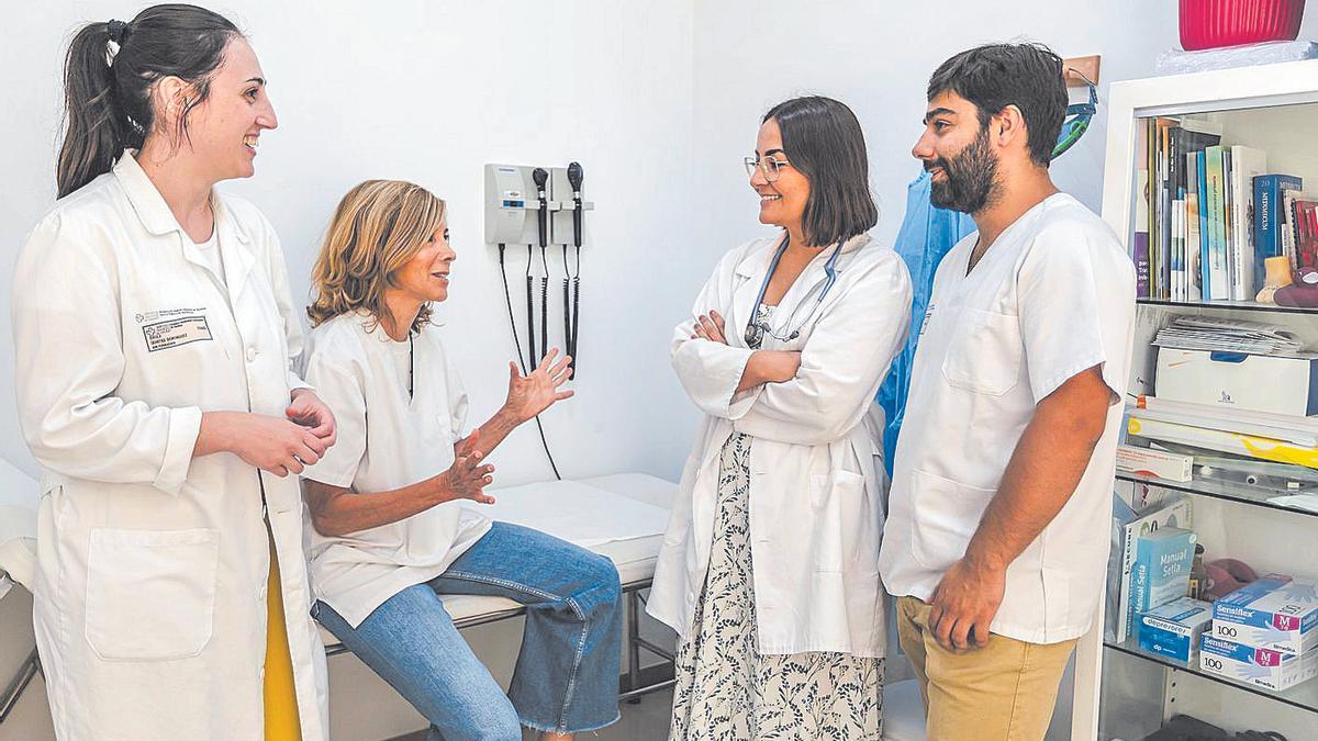 Médicos residentes que, el pasado año, participaron en Ourense en el refuerzo de verano. | Alan Pérez