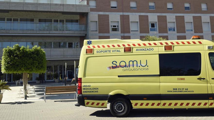 Suben los contagios y los ingresos hospitalarios en la Región en un día con un fallecido