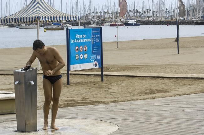 CONTAMINACION EN LA PLAYA DE LAS ALCARAVANERAS