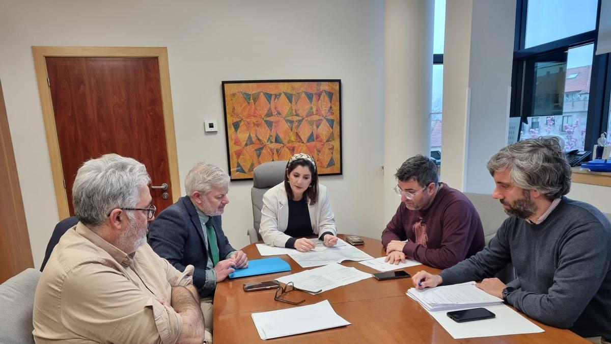 Reunión técnica en el Concello de Moaña para estudiar la oferta de cesión de la Sareb.