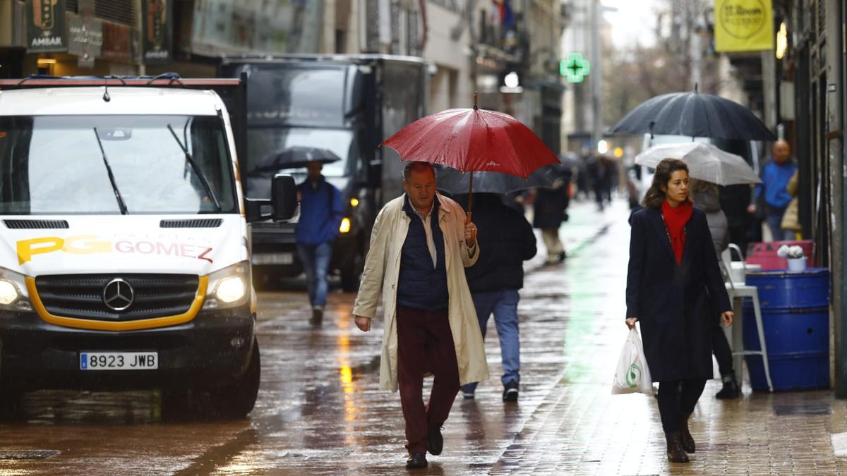 Lluvia en Zaragoza.