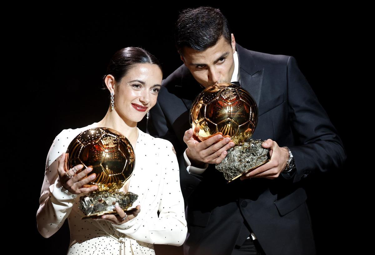 Rodri Hernández y Aitana Bonmatí, los dos Balones de Oro en la gala de París de 2024, se van a reencontrar en Barcelona.