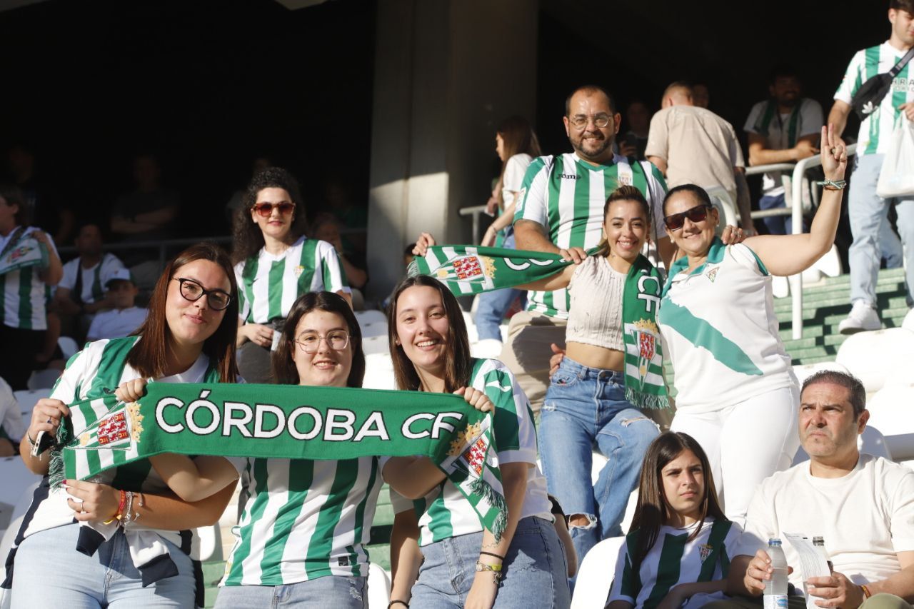 Córdoba CF-Mirandés: las imágenes de la afición en El Arcángel