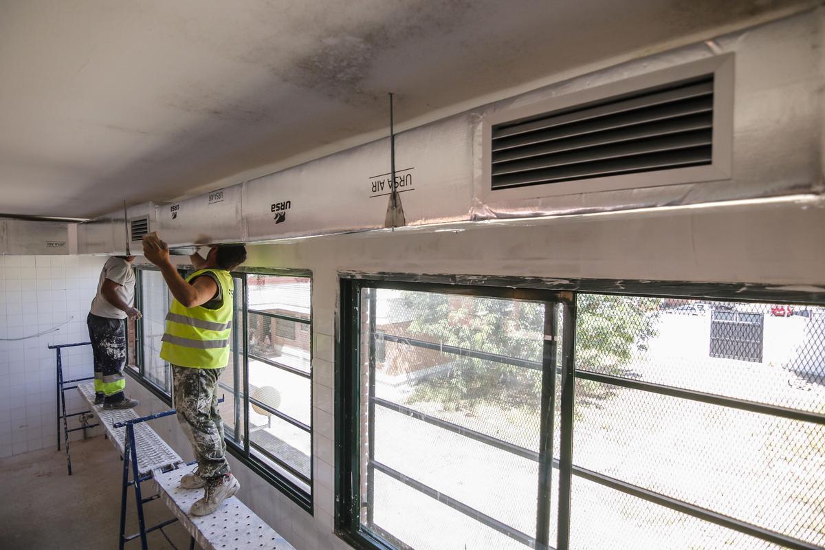 Obras aire acondicionado en el colegio Albolafia aires acondicionados climatización colegios