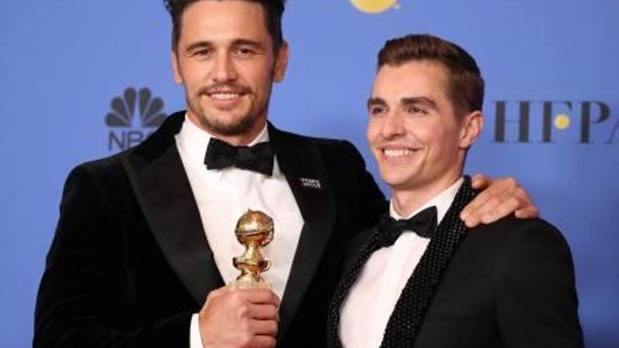 James Franco, amb el Globus d&#039;Or, amb el seu germà Dave.