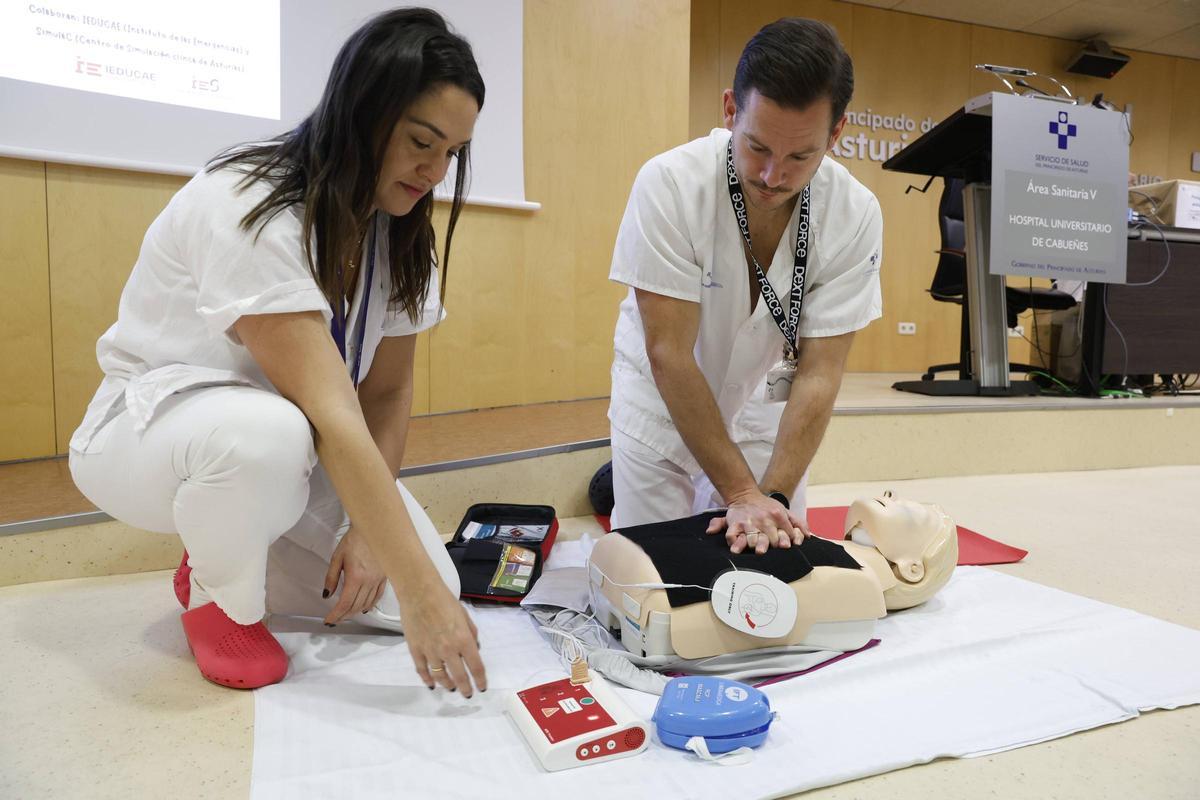 La jornada de simulación clínica del Hospital de Cabueñes, en imágenes