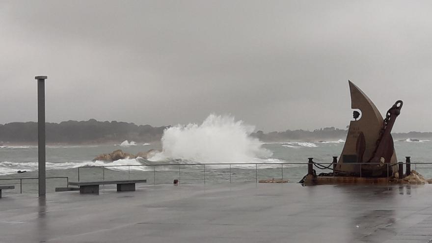 El temporal es manté i ja s&#039;acumulen més de 120 litres a l&#039;Empordà