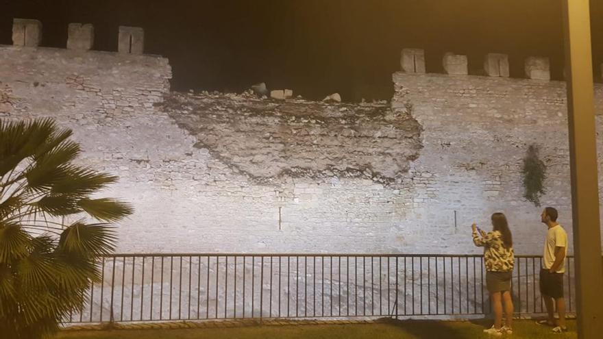 Imagen del tramo de la muralla medieval que se desprendió hace casi un mes.