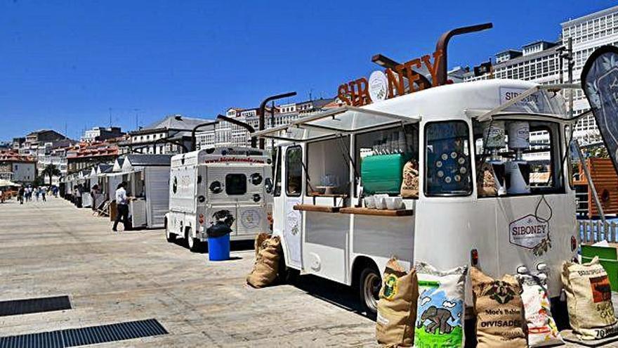 &#039;Food trucks&#039; de Atlántica Gastronómica.