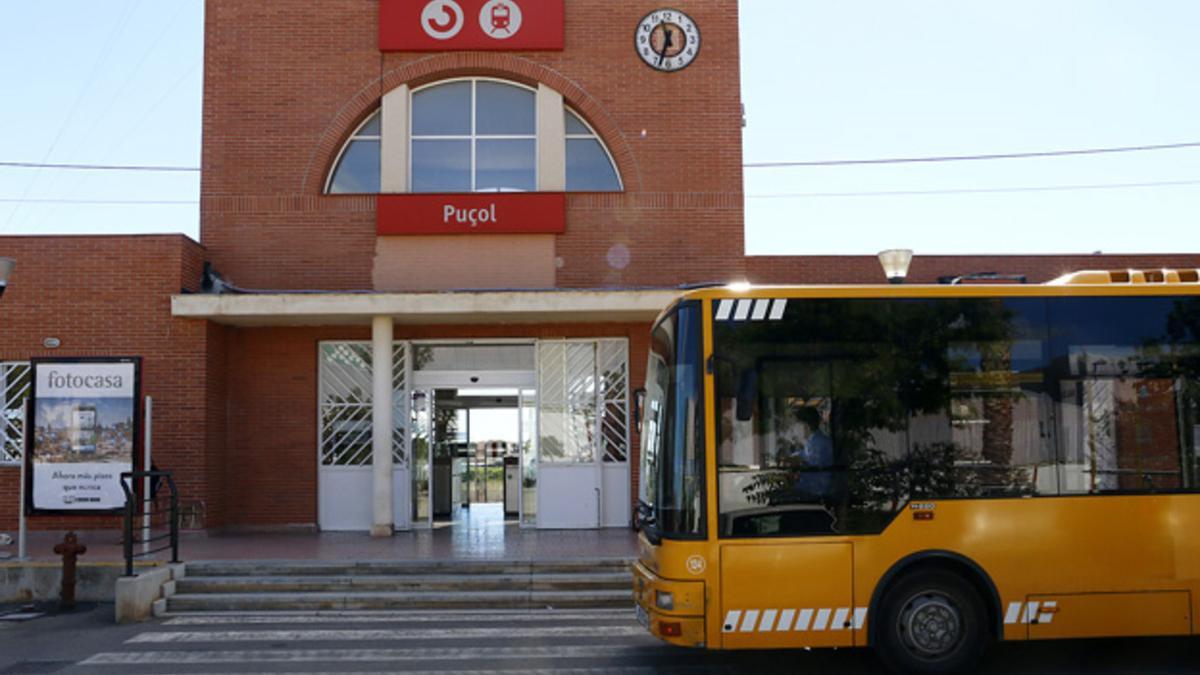 Autobús lanzadera entre Puçol y Rafelbunyol
