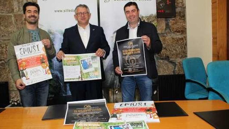 Rafael Agulló, Manuel Cuíña y Herminio Gómez presentan el evento.