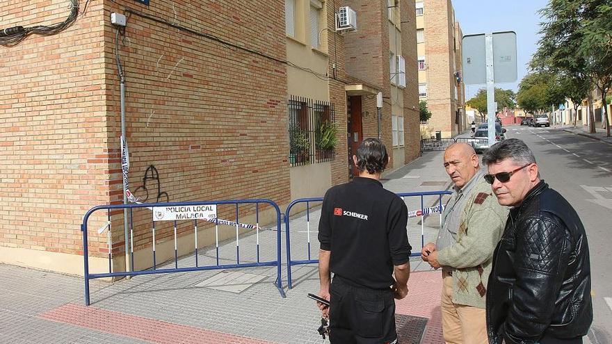 Edificio desalojado en la barriada Intelhorce.