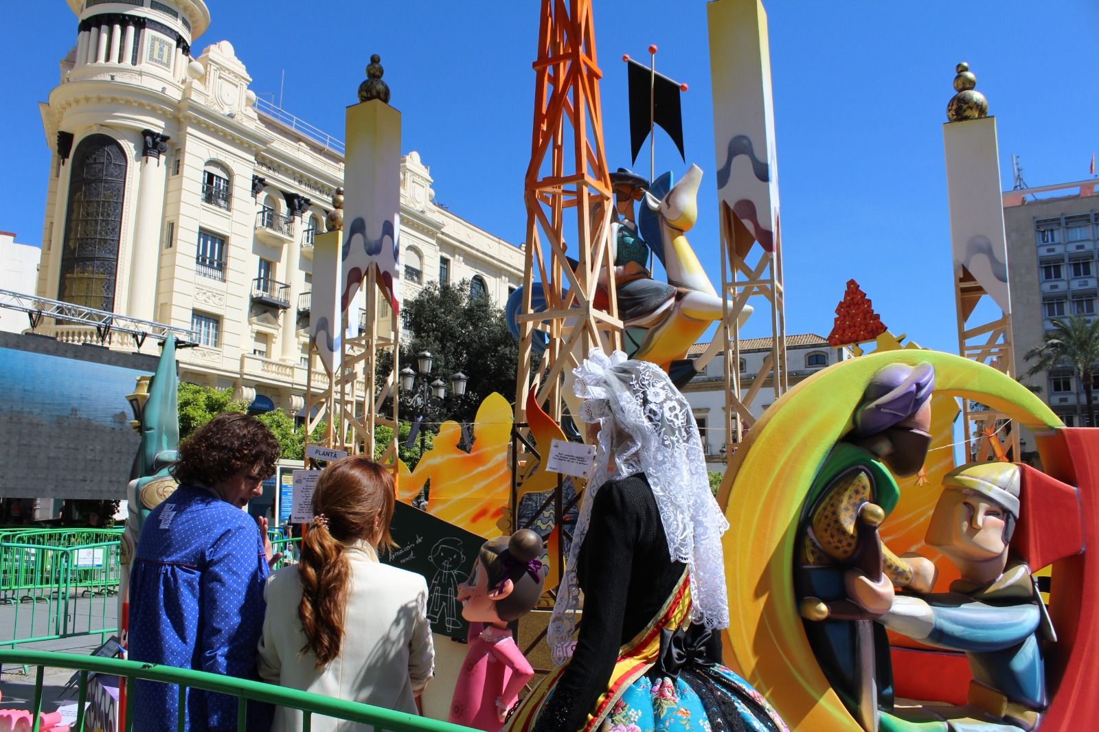 Las Hogueras de Alicante, de promoción en Córdoba