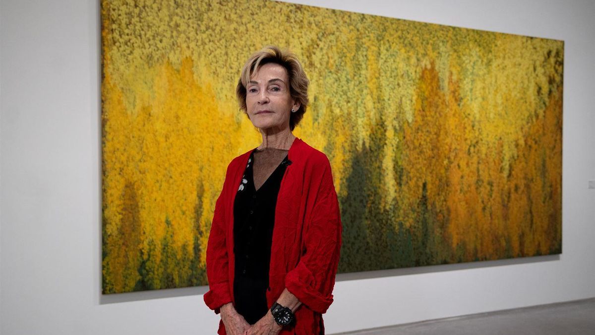 Soledad Sevilla, ante su exposición &quot;Ritmos, tramas, variables&quot; en el Reina Sofía
