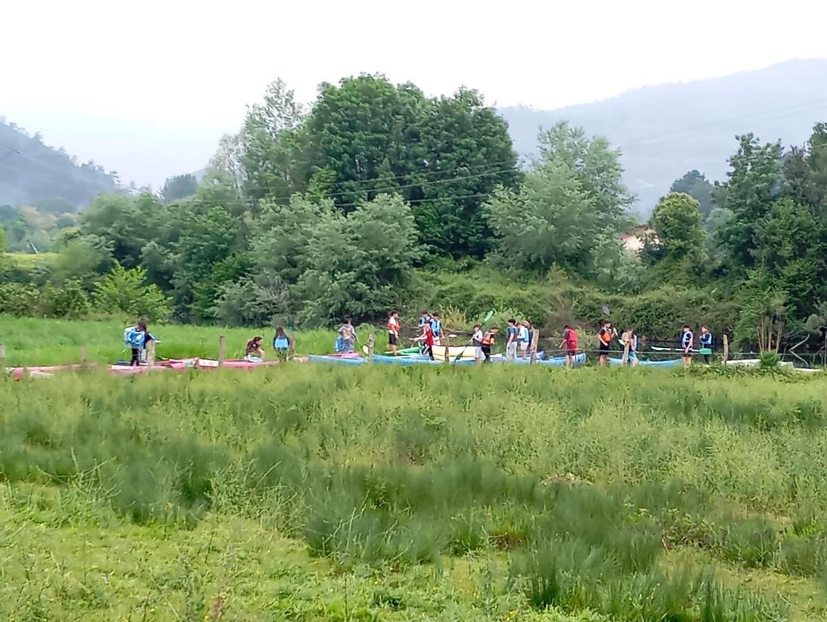En imágenes: las actividades del Club Piragüismo Moscón con los estudiantes