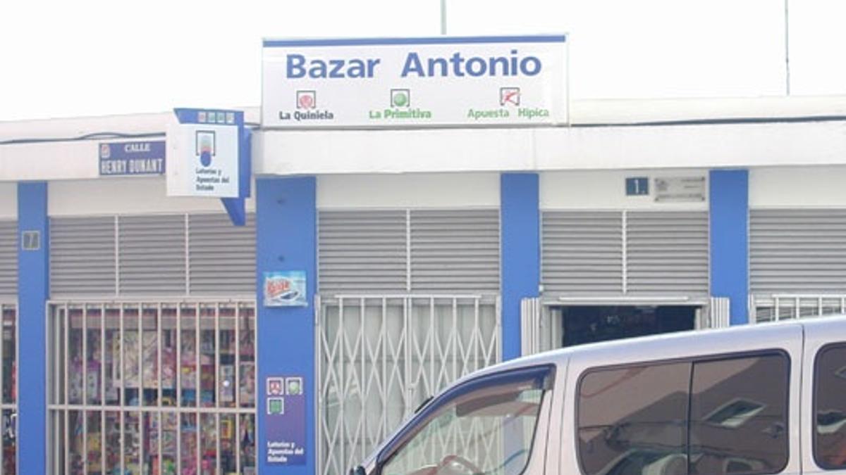 Imagen del Bazar Antonio, donde se adquirió el décimo ganador.