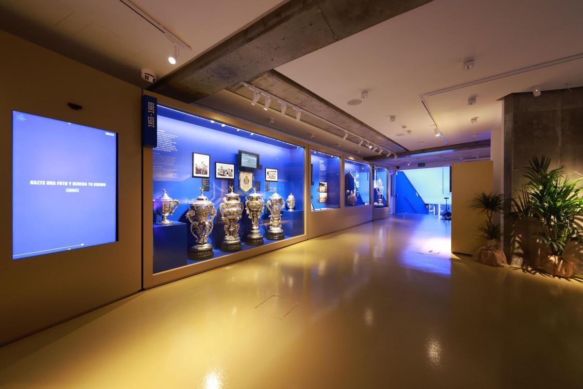 Todas las imágenes de la inauguración del nuevo museo del Deportivo, que inicia las celebraciones del 120 aniversario del club