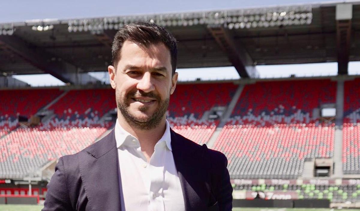 Fernando López posa en el estadio del Ottawa, su club desde febrero de 2020.