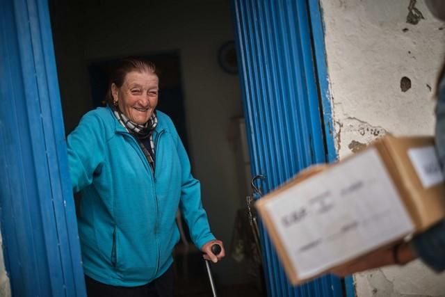 Recorrido con farmacéuticos por varios caseríos de Anaga, donde reparten medicamentos y atienden a personas en lugares aislados o con problemas para desplazarse  | 05/08/2020 | Fotógrafo: Andrés Gutiérrez Taberne