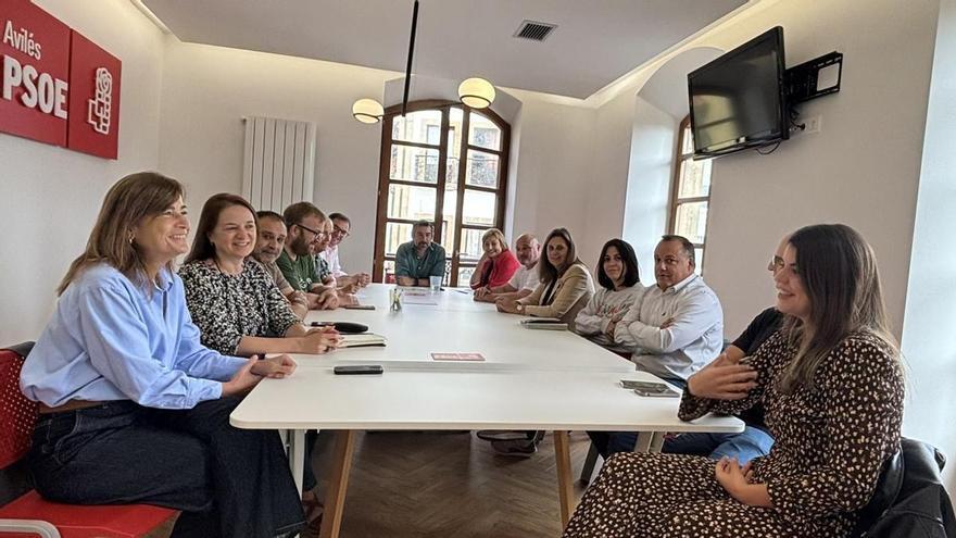 El PSOE de Avilés inaugura la carrera electoral con Yolanda Alonso, la candidata de consenso: "Estamos preparados para dar el cambio"