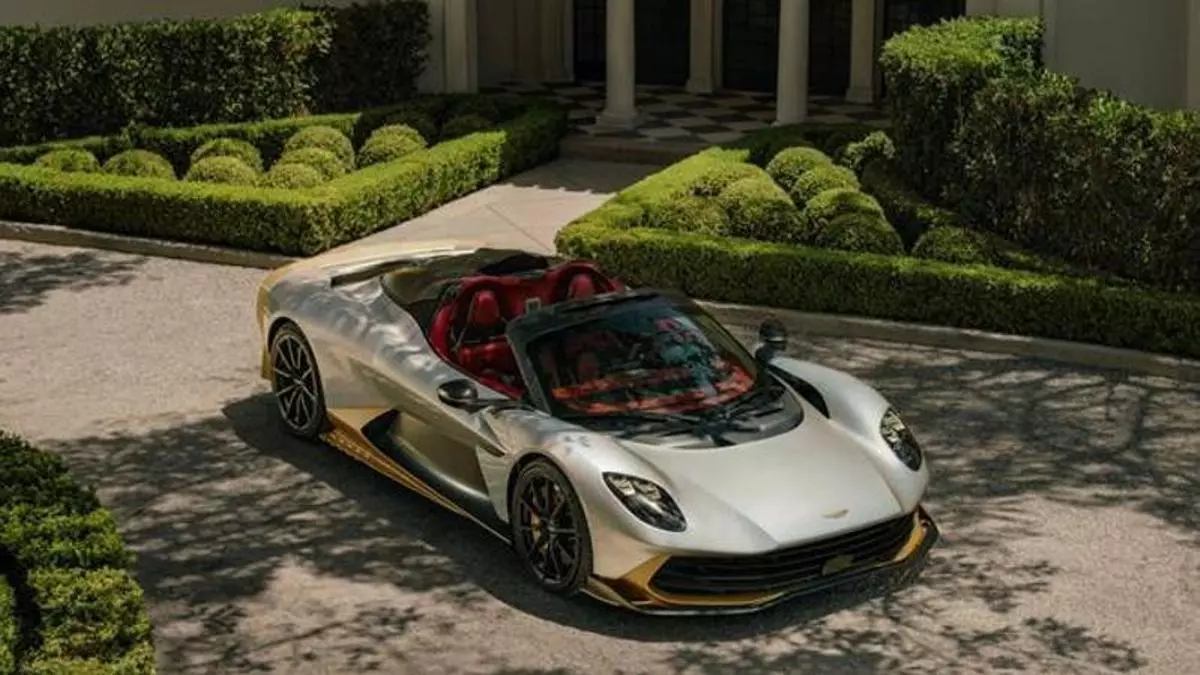 Aston Martin Valhalla Spider, el descapotable más rápido de la historia de la marca