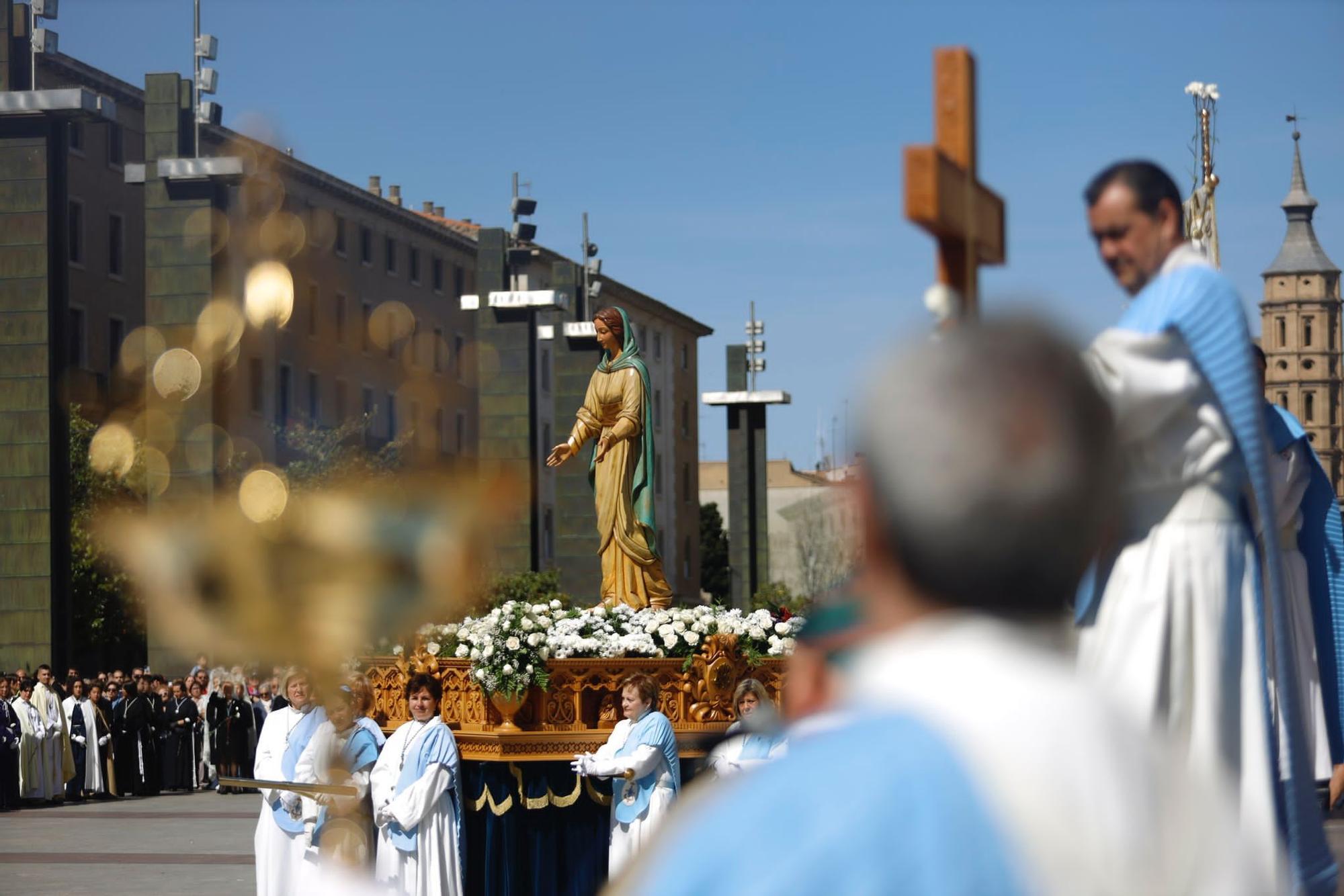 En imágenes | Procesión del Domingo de Resurrección en Zaragoza