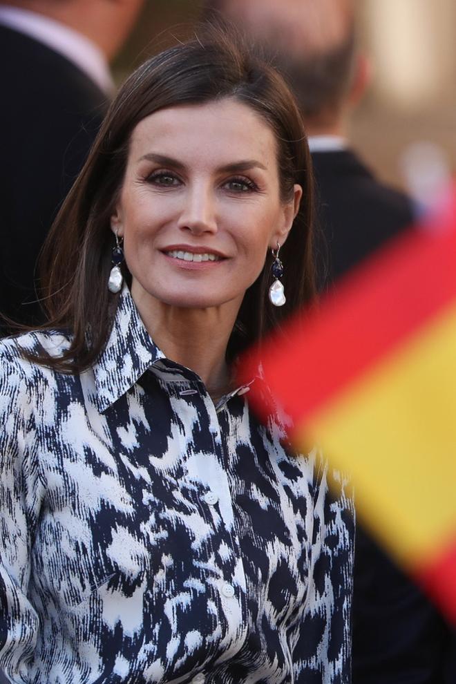 'Beauty look' de la reina Letizia durante en el encuentro con la Corporación Municipal de Écija