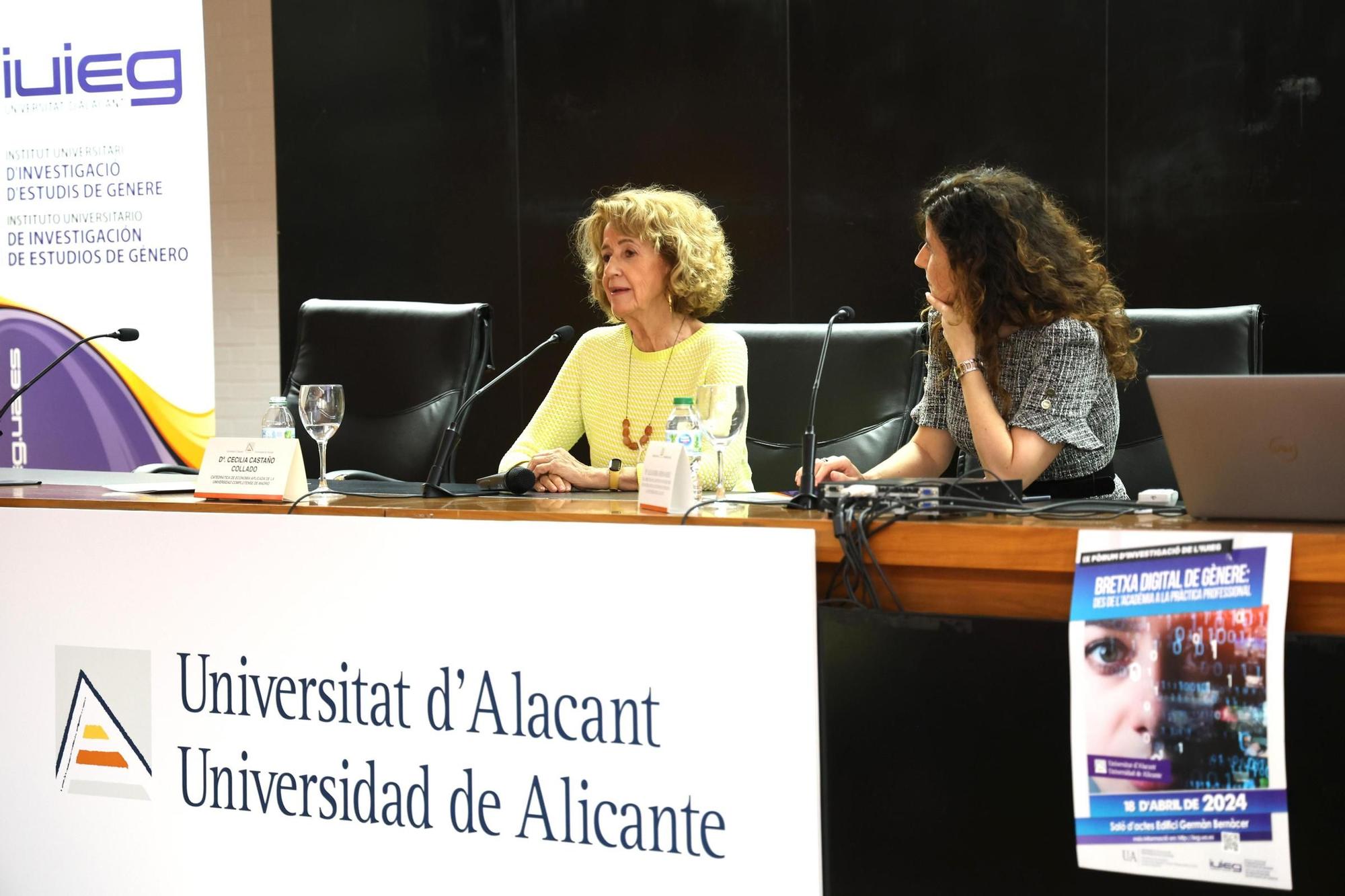 Cecilia Castaño habla en la UA de la brecha digital de género
