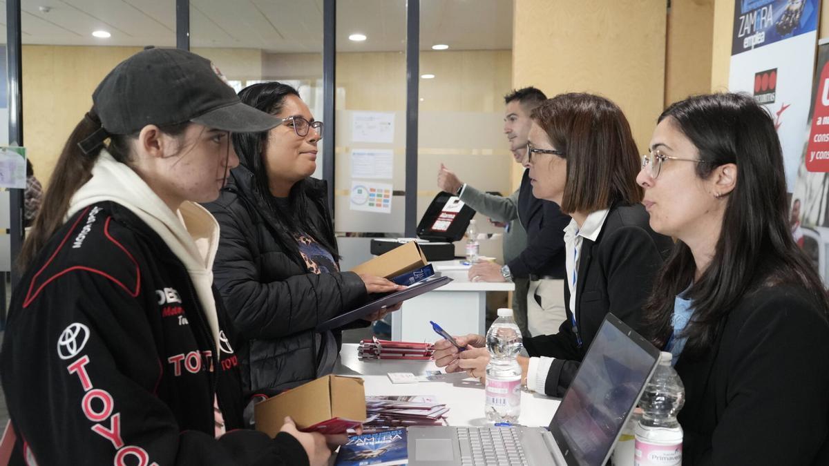 Feria de Empleo y Emprendimiento. Cámara de Comercio