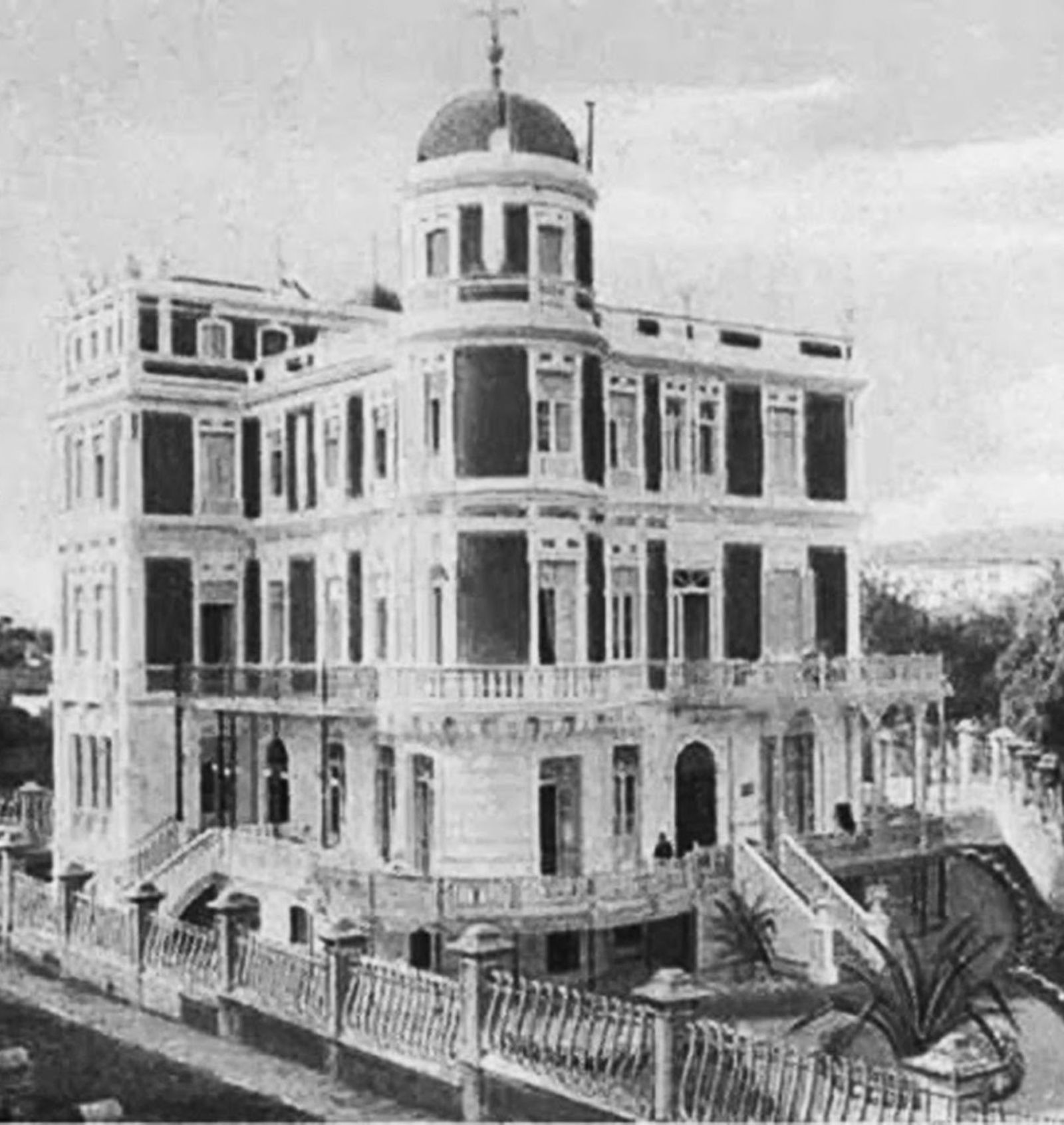 HOTEL BRITÁNICO O BATTENBERG, EN SANTA CRUZ DE TENERIFE.