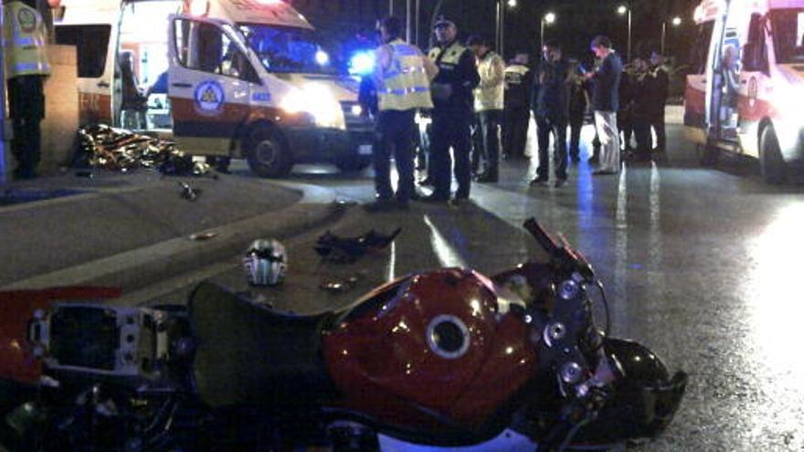 Un muerto tras el choque de una moto con un coche que se dio a la fuga con la víctima encima en Yecla