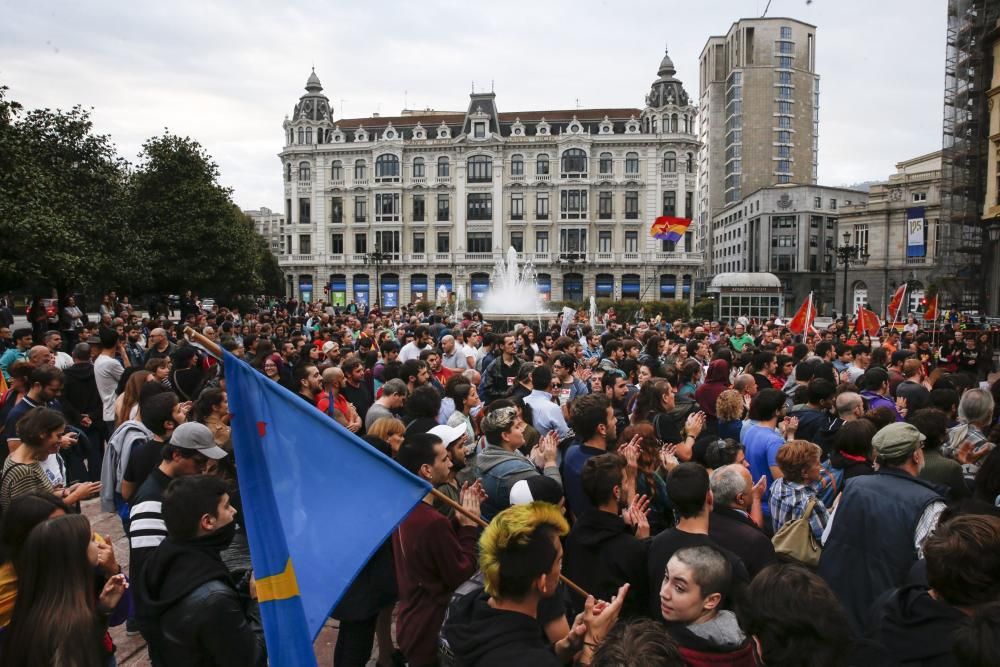 Manifestación en Oviedo de solidaridad con Cataluña