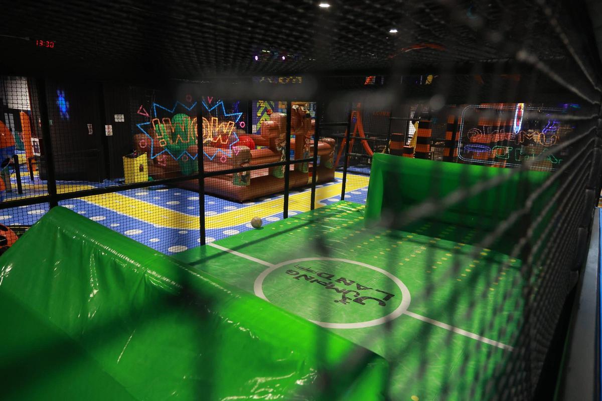 El espacio ofrece propuestas adaptadas a distintos rangos de edad.