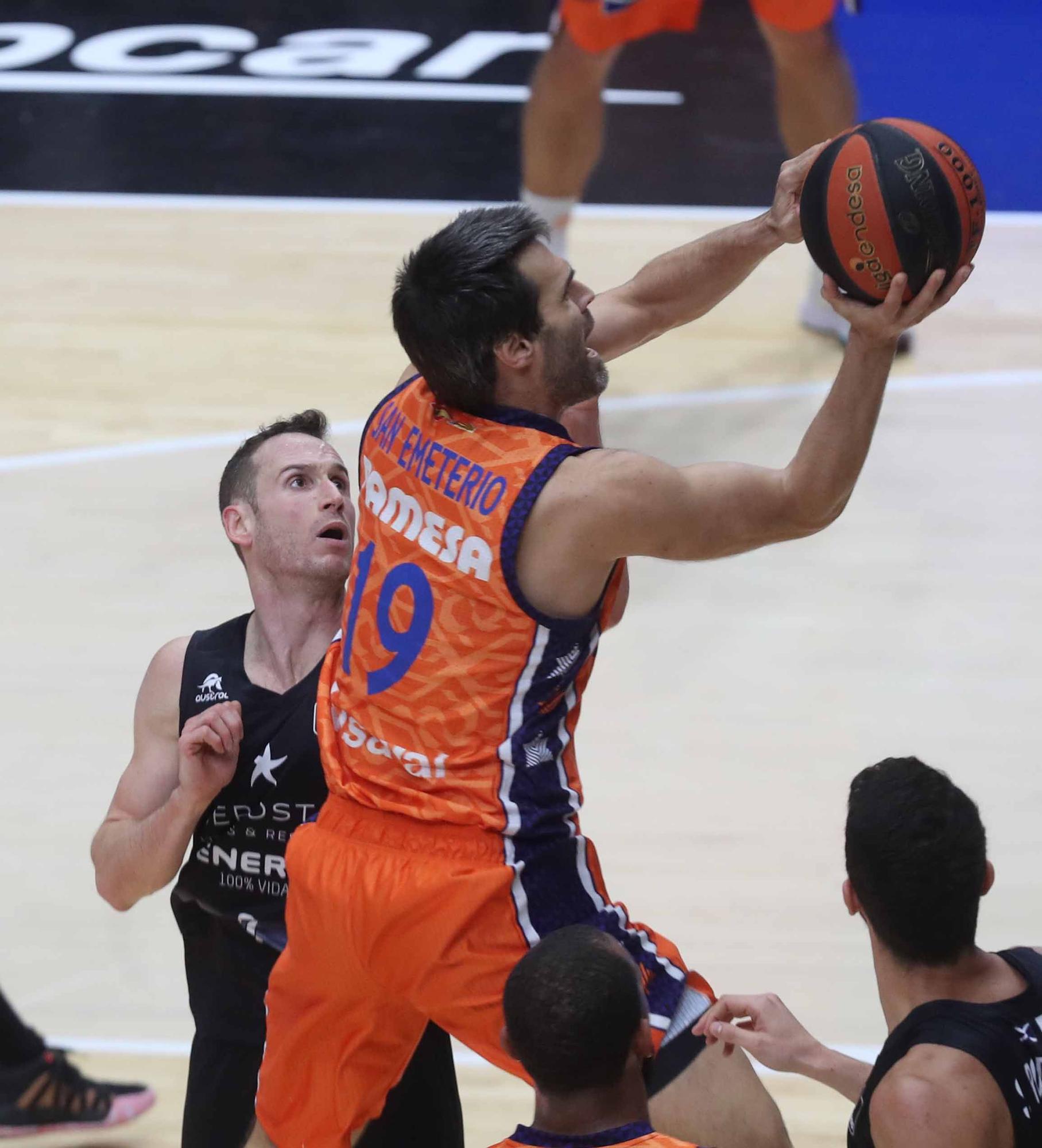 Valencia Basket - Iberostar Tenerife (89-95)