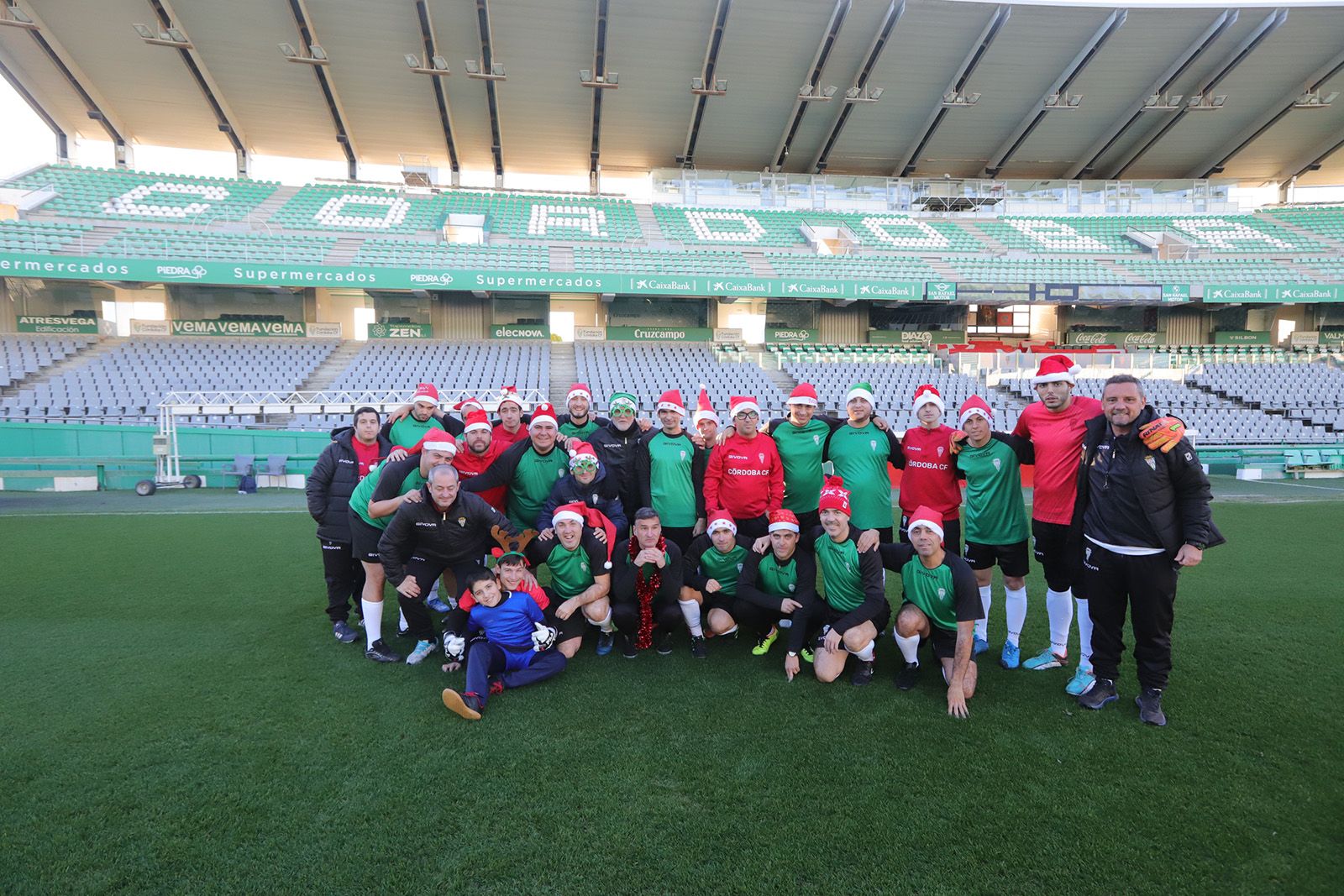 El Córdoba CF Genuine y su entrenamiento de Navidad, en imágenes