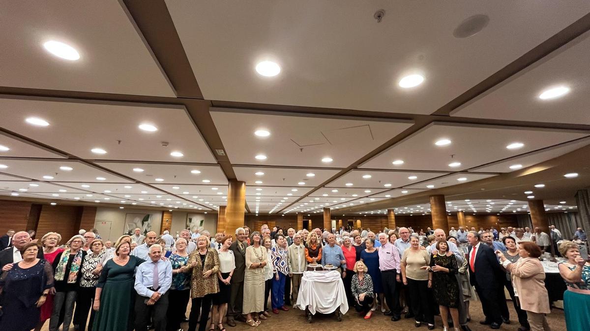 Primero de los dos actos de celebración de las bodas de oro.