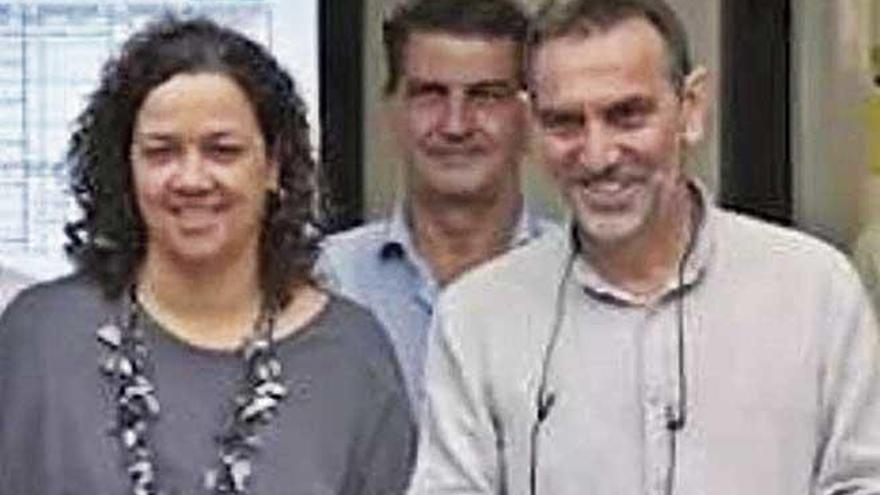 El director de la EBAP, Jaime Tovar (derecha, junto a la presidenta del Consell Cati Cladera), admite ahora lo que negaba el jueves.