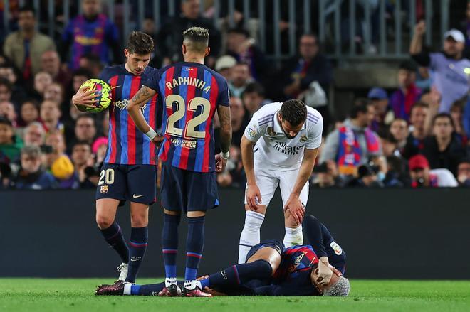 Lo que no se vio del clásico Motomami del Camp Nou