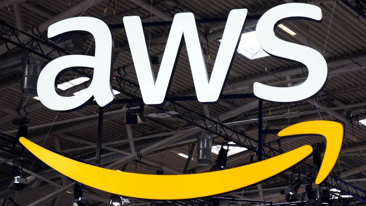 Logotipo de la empresa AWS (Amazon Web Service).