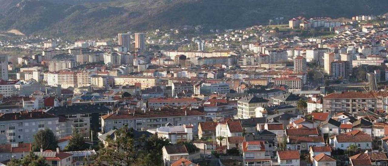 Vista panorámica del casco urbano de Ourense. // Iñaki Osorio