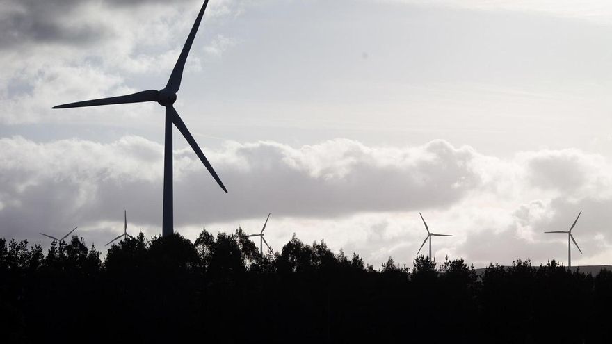 La Xunta inicia la tramitación de un nuevo plan eólico para abaratar la factura de la luz a ciudadanos y empresas