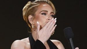 Adele anuncia una "retirada llarga" dels escenaris per descansar