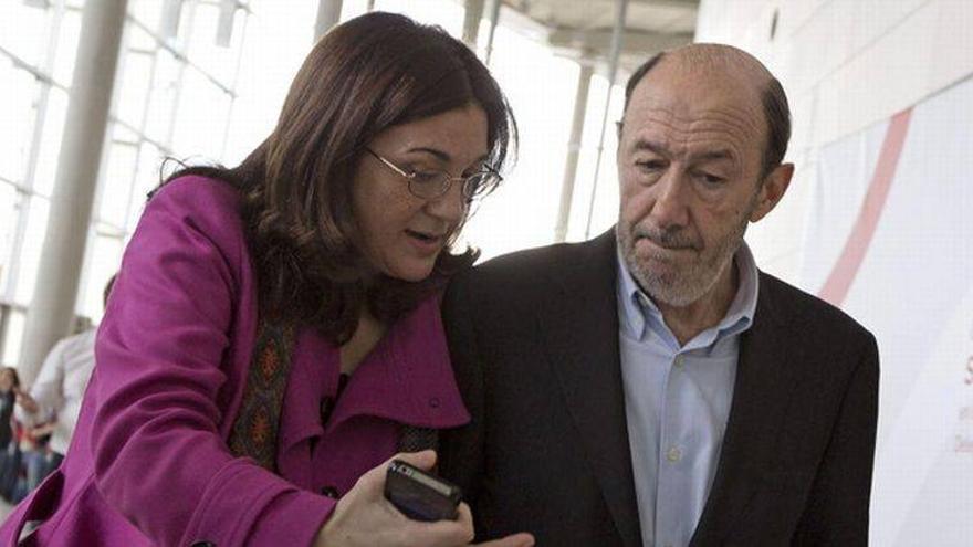 Rubalcaba: &quot;He pedido la renuncia al alcalde de Ponferrada y renunciará&quot;