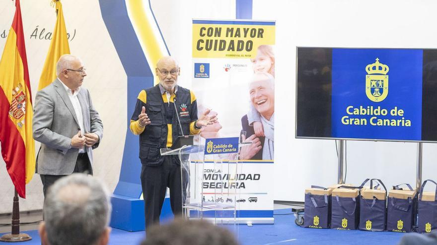 A la izquierda, Antonio Morales junto a Bernardo Hernández en la presentación de VIA.