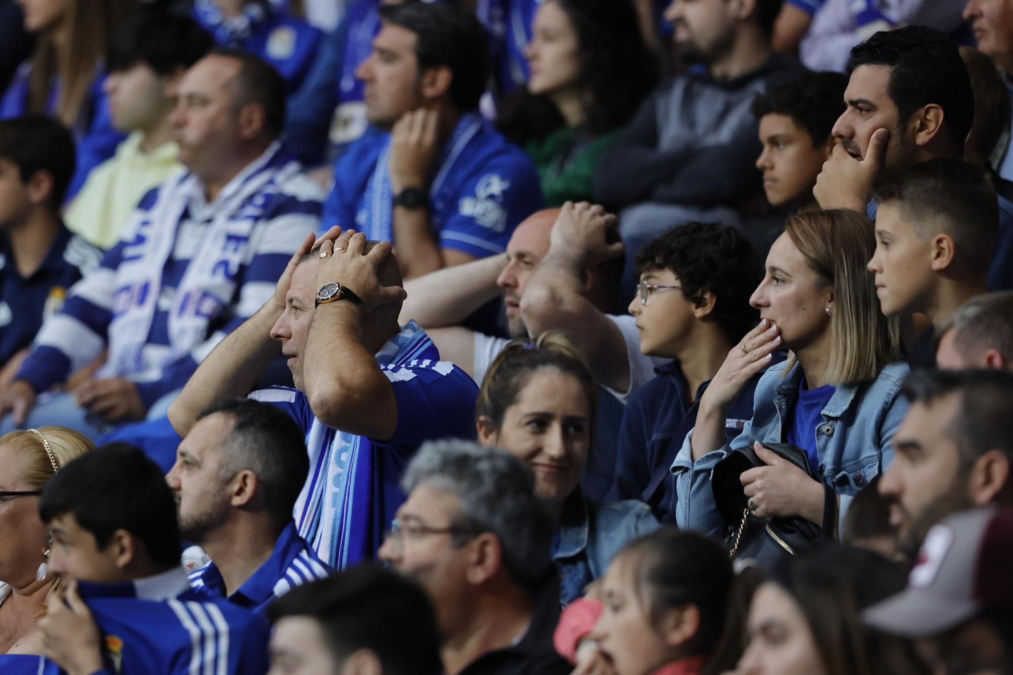 El partido del Oviedo ante el Ibiza, en imágenes