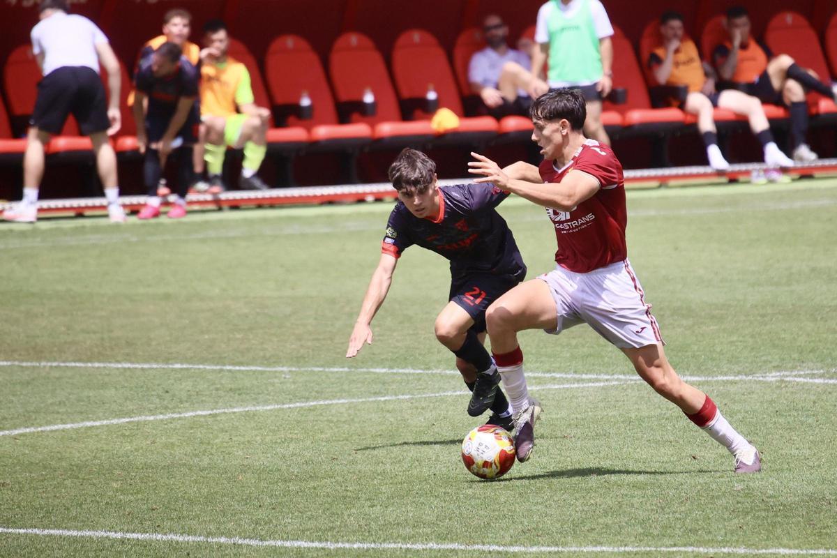 Las mejores imágenes del partido entre el Real Murcia Imperial y el Olímpico de Totana